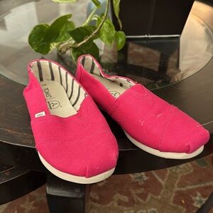 Pink Toms